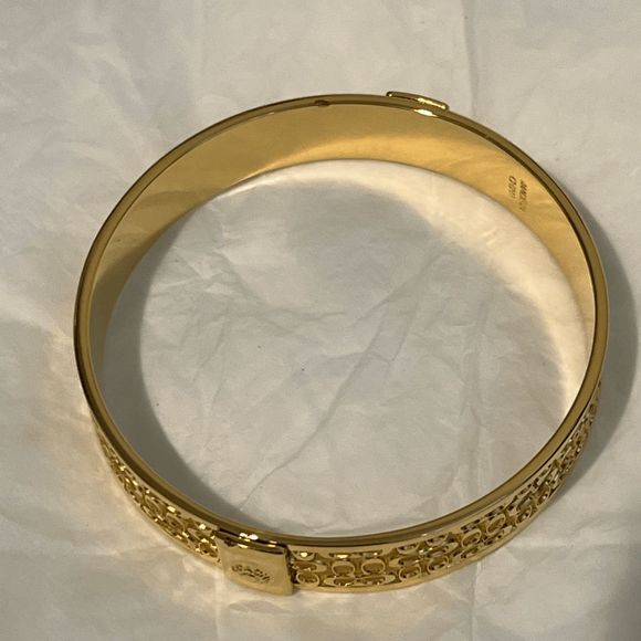 COACH Gold C Bangle NWOT - Picture 6 of 8